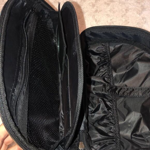 DeJuno Plaid Cosmetic Bag case Toiletry Overnight Make-up Bag NWOT - Picture 6 of 8